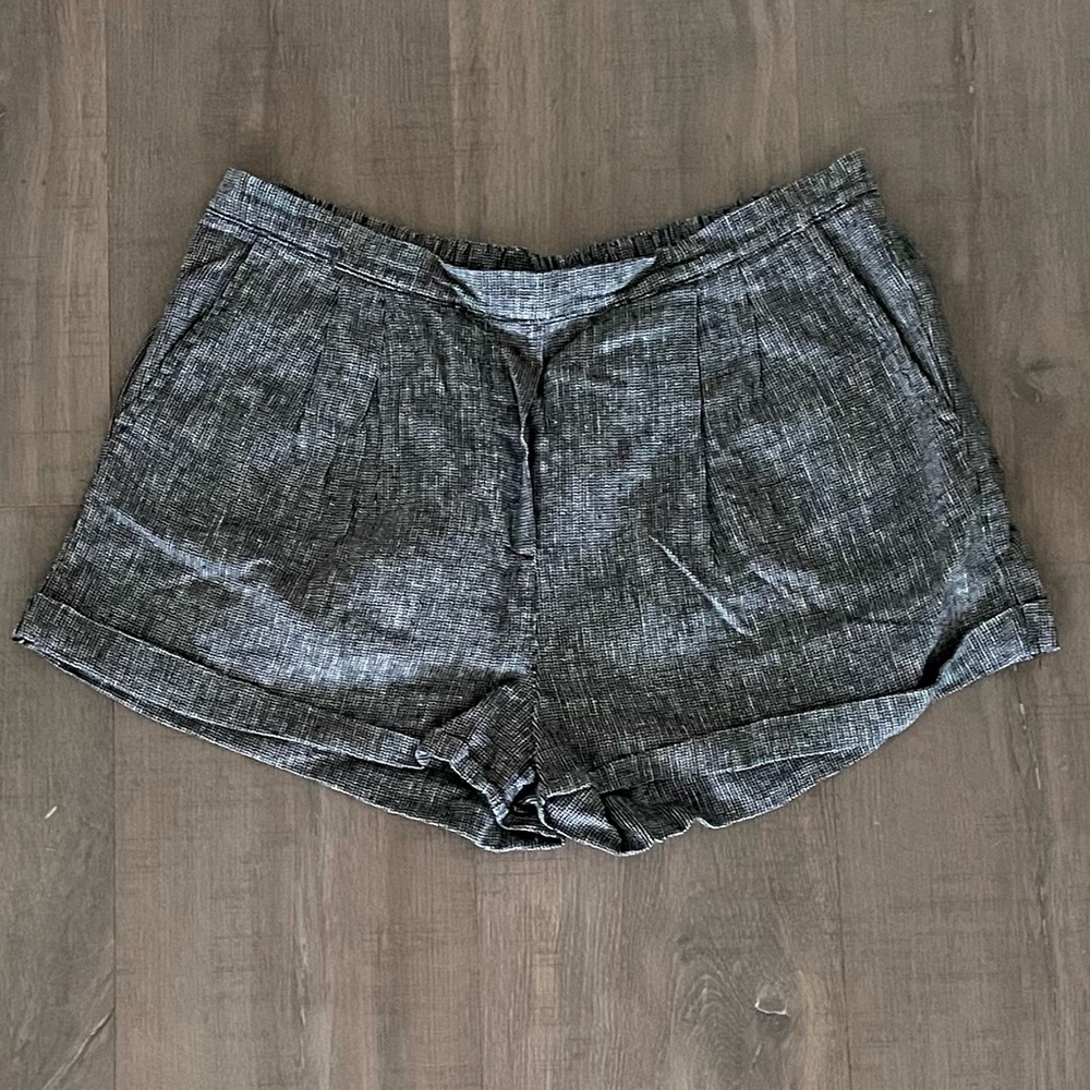 Monk & Lou Linen Shorts